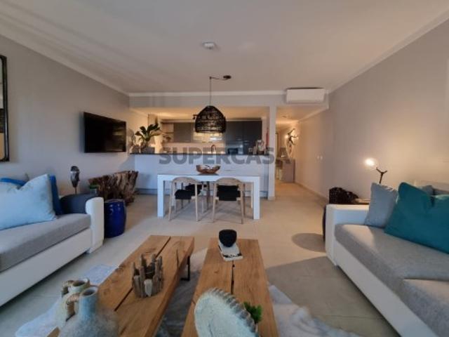 Vende se Apartamento T1 em Resort de Luxo, Portimão