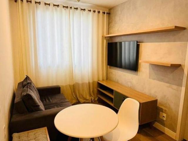 Vende se apartamento de 33m²com 2 dormitórios. Á 5 minutos do metrô Butantã