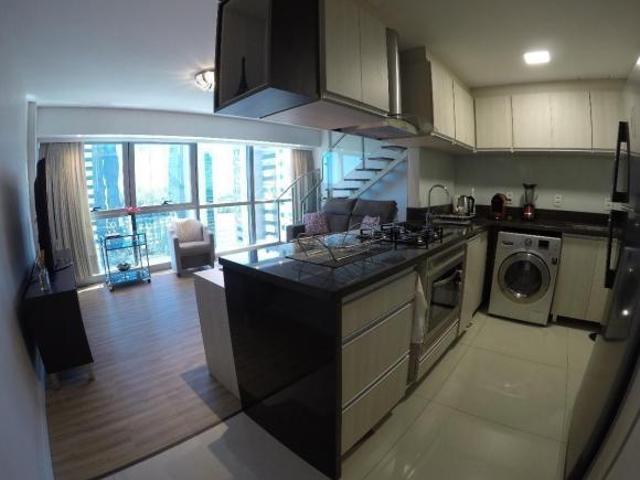 Vende se apartamento duplex com 1 quarto, 64m² e 2 vagas Praia de Belas