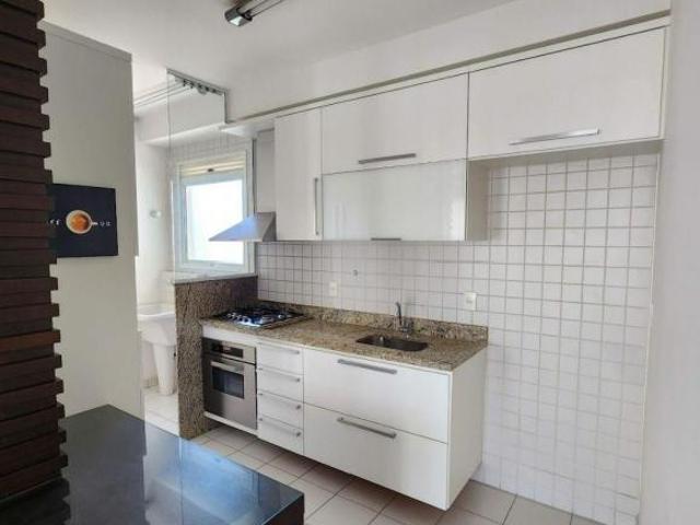 VENDE SE APARTAMENTO NO 11 ANDAR NO RESIDENCIAL FELICITA COM 3 DORMITORIOS SENDO 1 SUITE A UMA QUAD