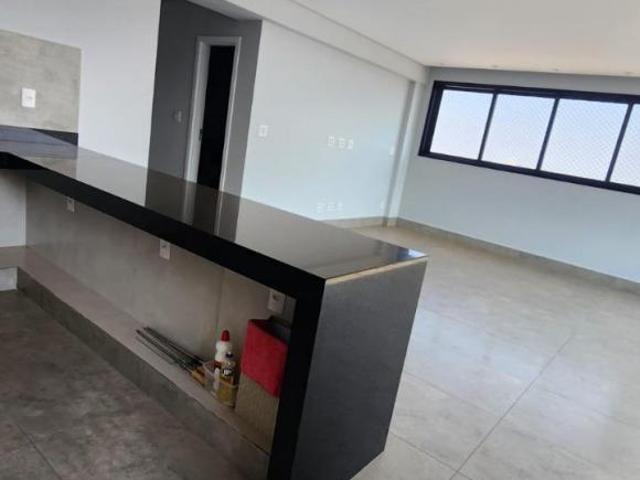 Vende se apartamento no Centro de Franca, no Villa Franca