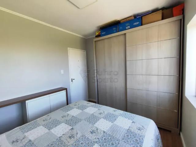 Vende se apartamento reformado e mobiliado