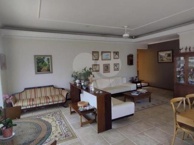 Vende se Bela Casa no Bairro Santa Cecília Piracicaba