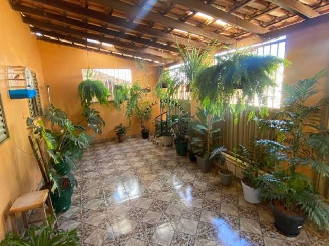 VENDE SE CASA NO BOA ESPERANÇA