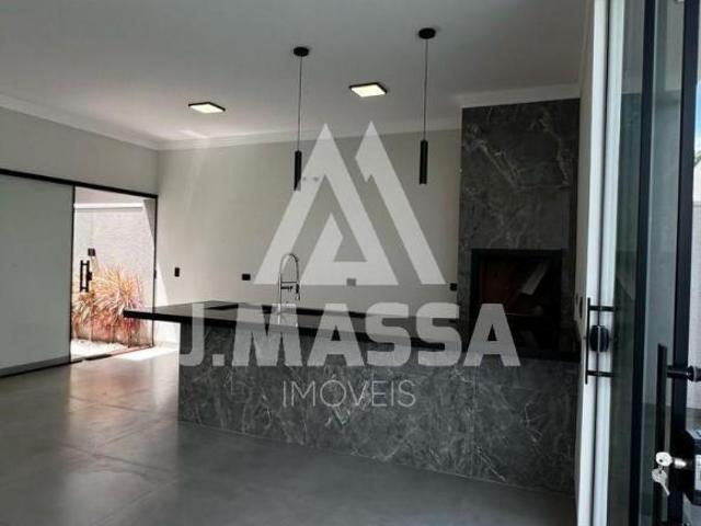 Vende se casa no Condomínio Ipanema