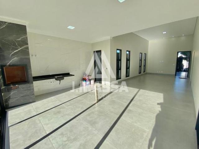 Vende se casa no Residencial Atlântico