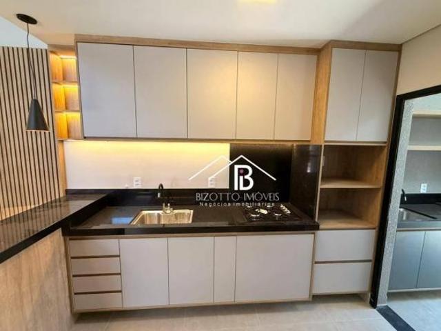 VENDE SE CASA NOVA NA REGIAO CENTRAL DA CIDADE DE INDAIATUBA COM 3 DORMITORIOS SENDO 3 DORMITORIOS S