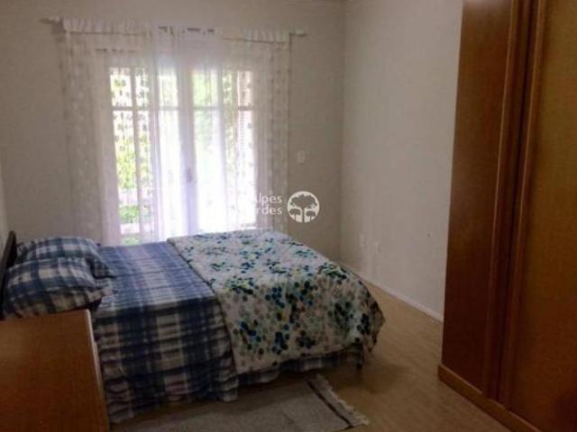 Vende se casa com 3 dormitórios no condomínio dos Lagos em Gramado