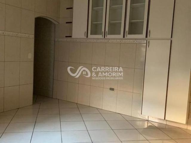 VENDE SE CASA COM SALÃO COMERCIAL, 250M2, 04 QUARTOS, SENDO 02 SUÍTE, ITAPECERICA DA SERRA, JJARDIM