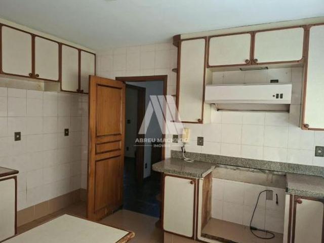 Vende se Casa Comercial Alto da Boa Vista