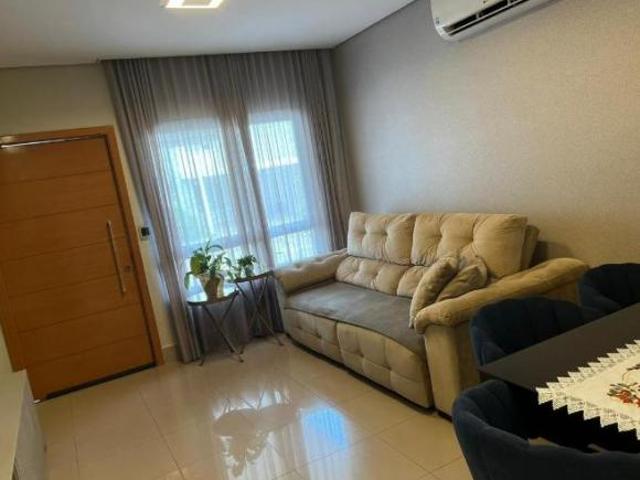 VENDE SE CASA ENTRADA + ASSUMIR PARCELAS