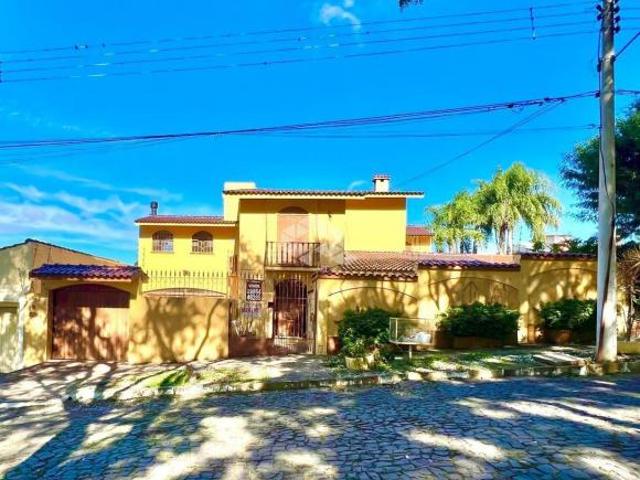 VENDE SE CASA ESPETACULAR NO PATRONATO!