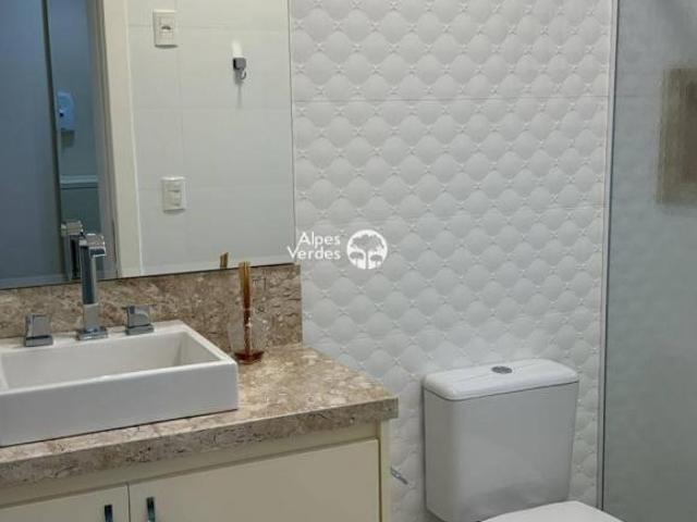 Vende se casa próx ao centro de Gramado 3 Quartos R$2.620.000,00