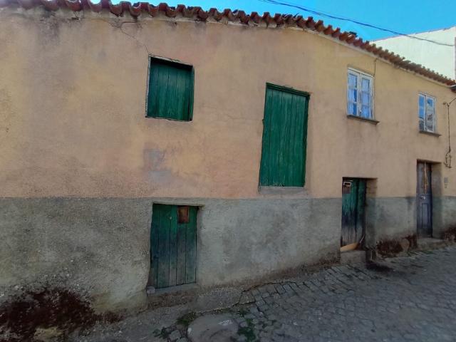 Vende se casa