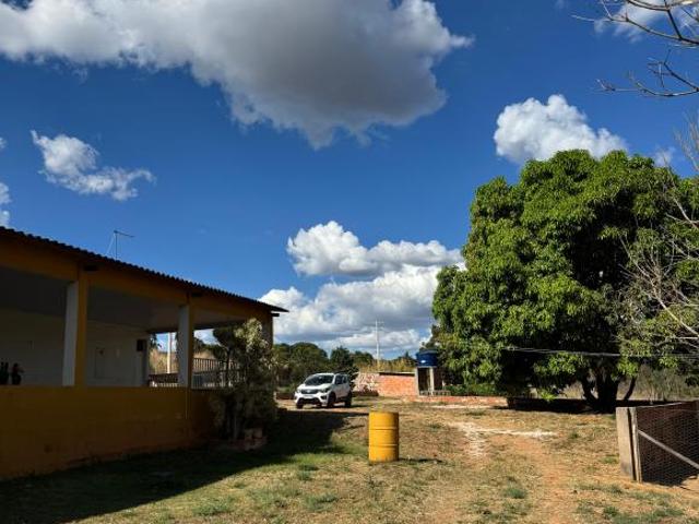 VENDE SE CHÁCARA DE 2 HECTARES A 15KM DE TAGUATINGA/DF