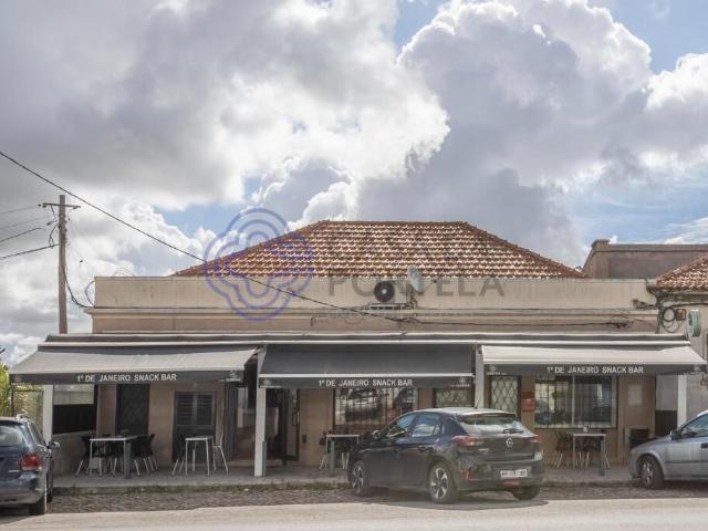 Vende Se espaço comercial com posibilidade de transformação. 117m² Palmela