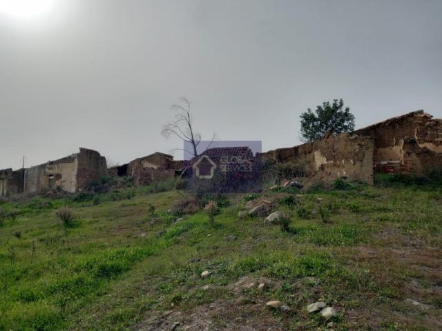 VENDE SE ESPETACULAR QUINTA EM CASAS VELHAS NA FREGUESIA DE PORTIMÃO