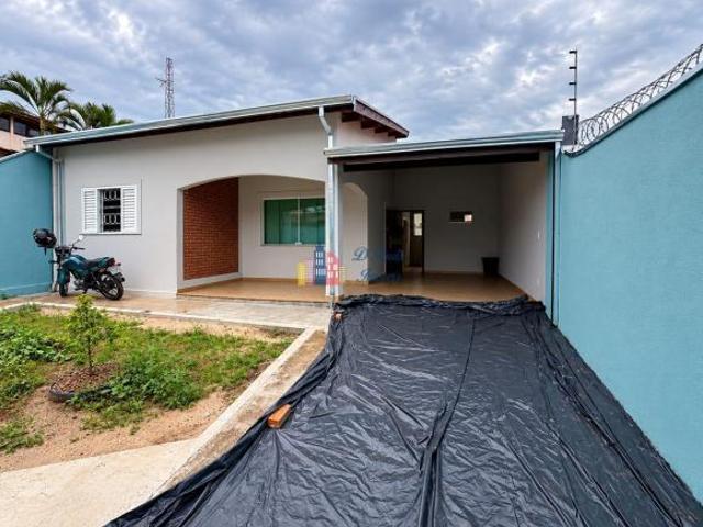 Vende se lindo imóvel! Localizado no bairro Jardim Tatuí em Tatui SP