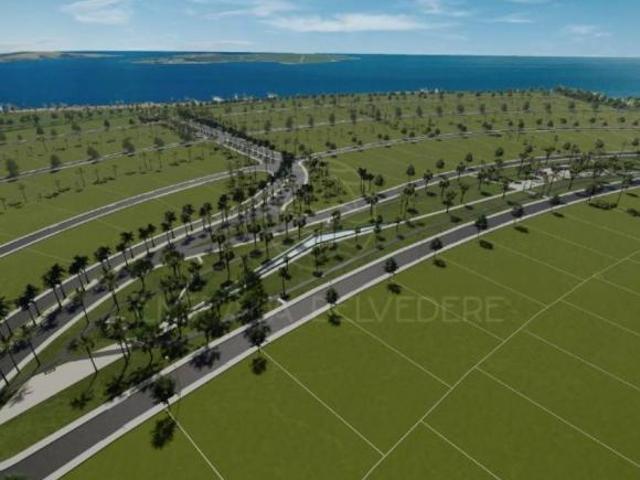 Vende se Lote as margens da represa, na Região da Serra da Canastra