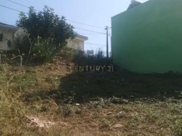 Terreno com Excelente Potencial Habitacional em Camarate