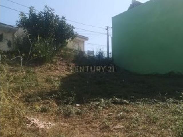 Terreno com Excelente Potencial Habitacional em Camarate