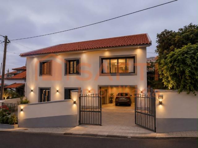 vende se moradia na Calheta / House for Sale in Calheta, Mad. 211m² Calheta