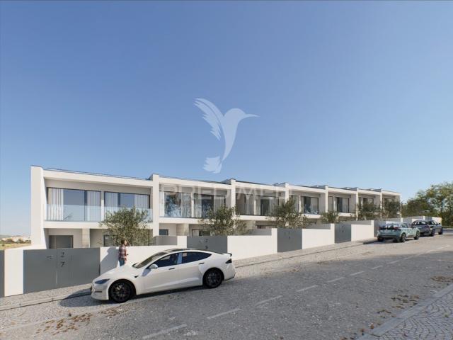 Vende se Moradia Nova T3 em Construção Gondomar