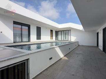 Moradia de Luxo Contemporânea Exclusividade, Elegância e Privacidade na Planície Alentejana