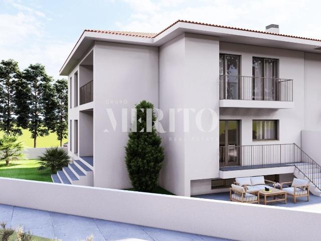 Vende se Moradia Gaveto em Estrutura