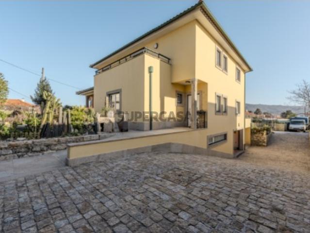 Vende se Moradia Individual Vila Praia de Âncora
