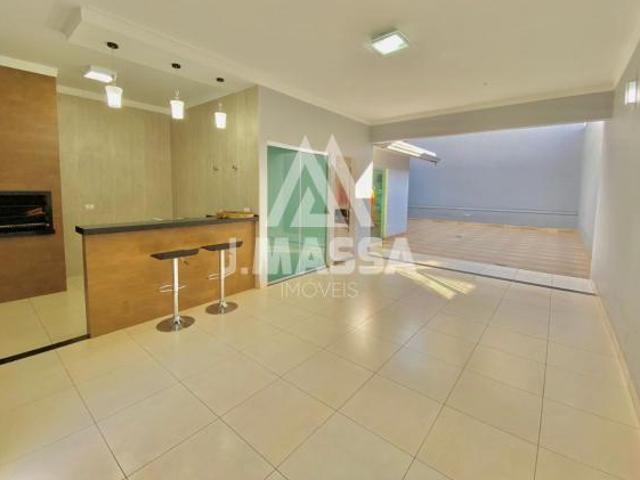 Vende se Sobrado na Zona 03
