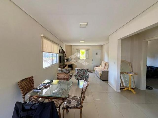 Vende se sobrado com 4 kit nets e 3 apartamentos próximo a unifra