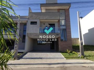VENDE SE SOBRADO EXCELENTE DE ALTO PADRÃO 03 QUARTOS COM UMA SUÍTE DUAS VAGAS COBERTAS COM 155,00m²