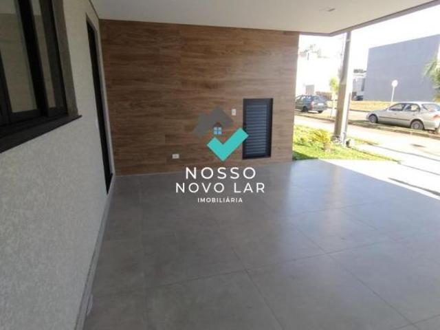 VENDE SE SOBRADO EXCELENTE DE ALTO PADRÃO 03 QUARTOS COM UMA SUÍTE DUAS VAGAS COBERTAS COM 155,00m²