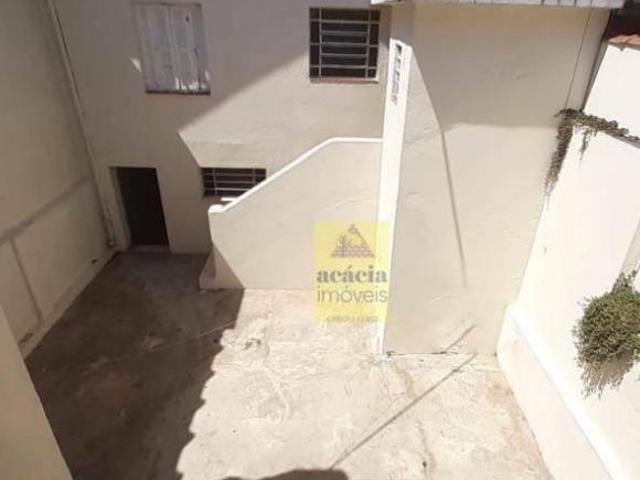 VENDE SOBRADO VALOR DE OPORTUNIDADE