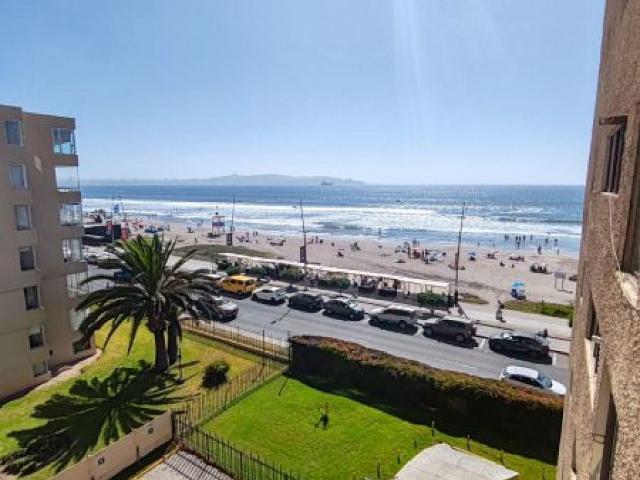 Vendemos amplio depto frente al mar La serena
