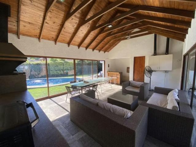 Vendemos Linda Casa en Parque Universitario Talca | 5 dormitorios por 9420.00 en Talca