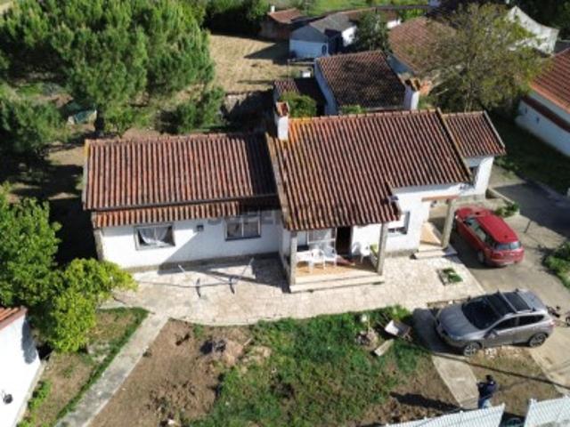 Descubra o refúgio perfeito para a sua família, com espaço e conforto em Vila Nova de Casével Santarém