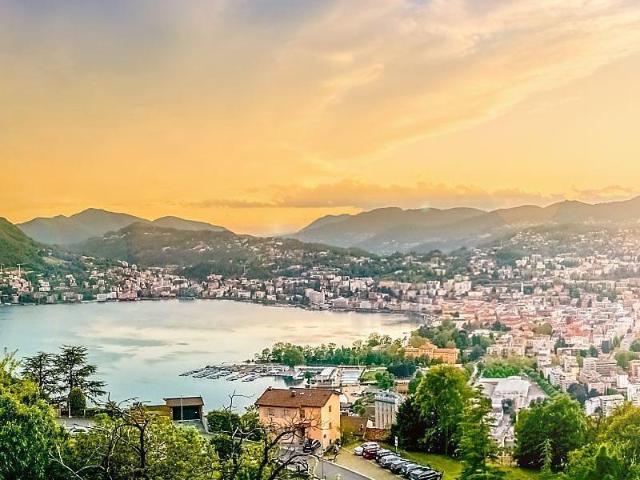 Vendesi moderno appartamento di lusso 7,5 locali in zona strategica e centrale a Viganello, Lugano