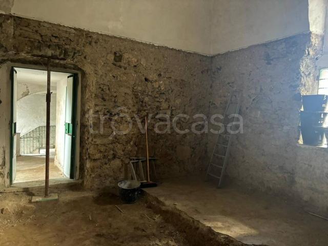 Vendesi monolocale a Bonea, Vico Equense