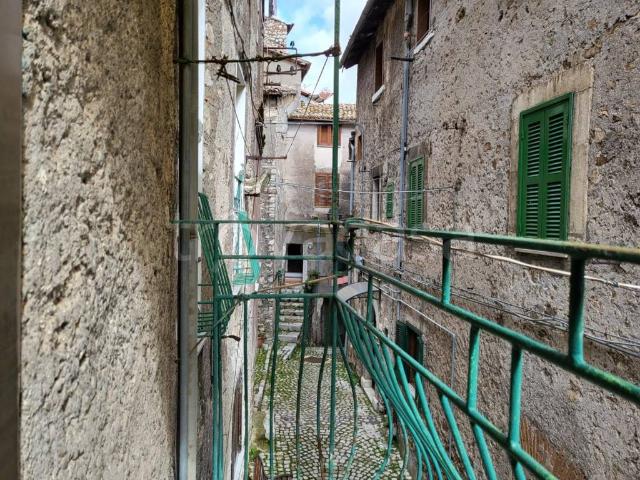 Vendesi monolocale a Carpineto Romano via Verdesca, 46