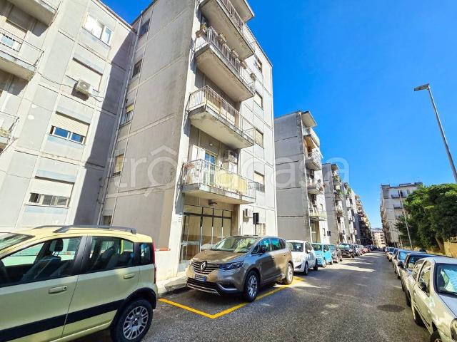 Vendesi appartamento a Messina, Libertà