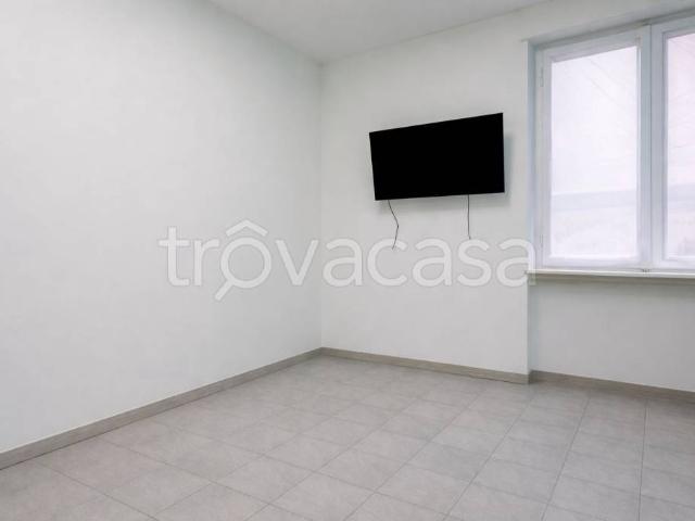 Vendesi appartamento a Milano via Perugino, Cadore