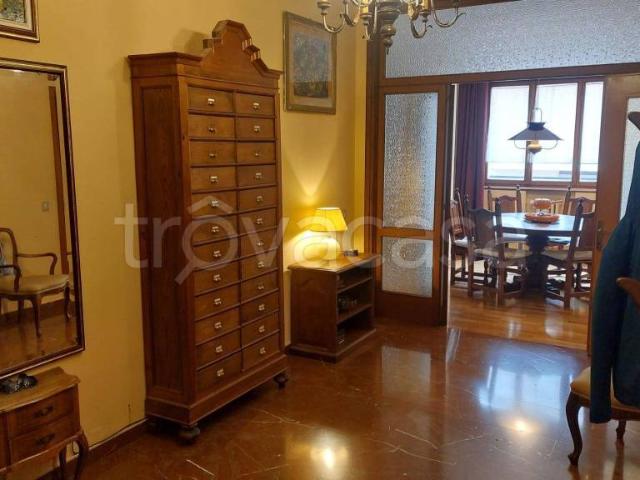 Vendesi appartamento a Modena via Archirola, 14, Sant'Agnese Università