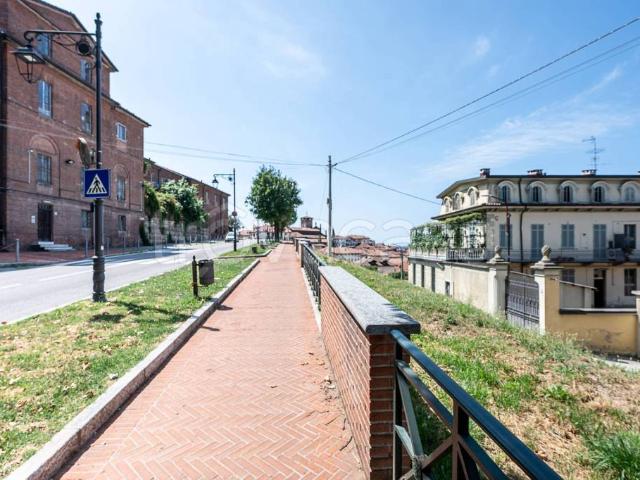 Vendesi appartamento a Moncalieri via Monfalcone, 4, Centro Storico