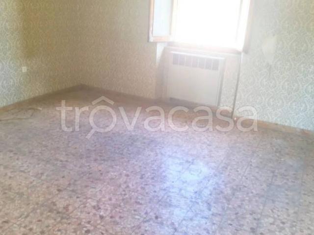 Vendesi appartamento a Bucine via Toscanini, 9