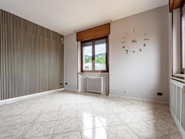Vendesi appartamento a Balangero