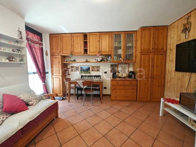 Vendesi appartamento a Caspoggio via Monte Palino, 20