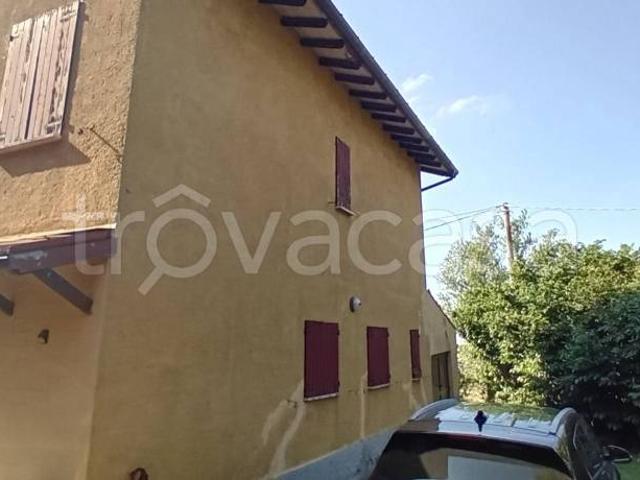 Vendesi appartamento a Castel San Pietro Terme via Montecalderaro, 3571
