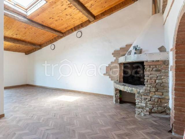 Vendesi appartamento a Castelfiorentino, Cambiano